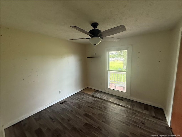 2302 Odom Rd, Hope Mills, NC 28348 - photo 6