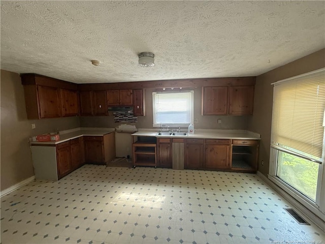 2302 Odom Rd, Hope Mills, NC 28348 - photo 9