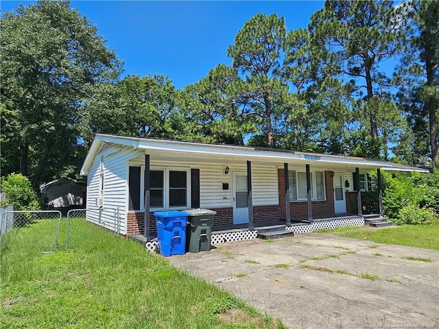 1918 Roxie Ave, Fayetteville, NC 28304 - view of front of home with covered porch