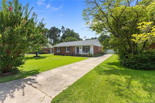 5027 Chesapeake Rd, Fayetteville, NC 28311 - photo 2