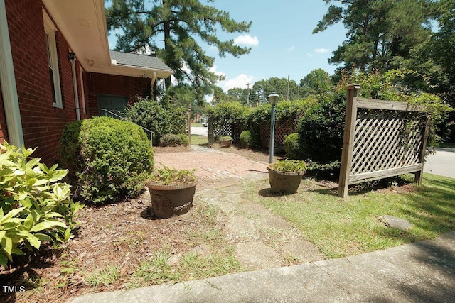1801 Bethlehem Rd, Rocky Mount, NC 27803 - view of yard with a patio