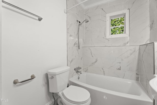 919 College Cir N, Wilson, NC 27893 - bathroom with toilet and tub / shower combination