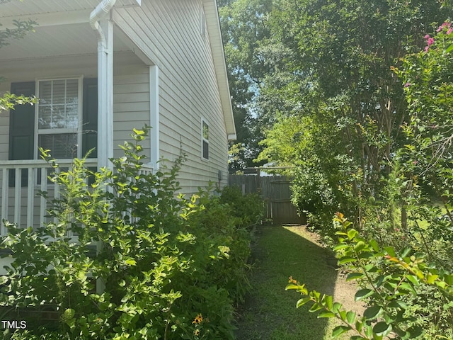 165 Cambridge Elm Dr, Clayton, NC 27520 - view of side of home