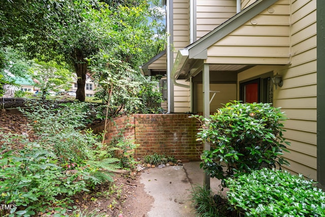 403 Broad Leaf Cir, Raleigh, NC 27613 - photo 1