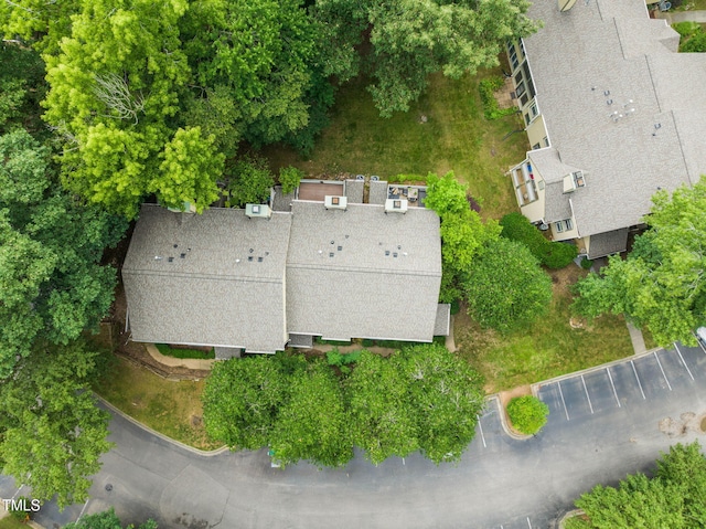 403 Broad Leaf Cir, Raleigh, NC 27613 - photo 32