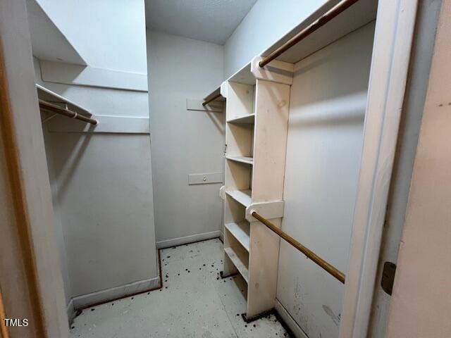 3573 River View Cir, Oxford, NC 27565 - view of walk in closet