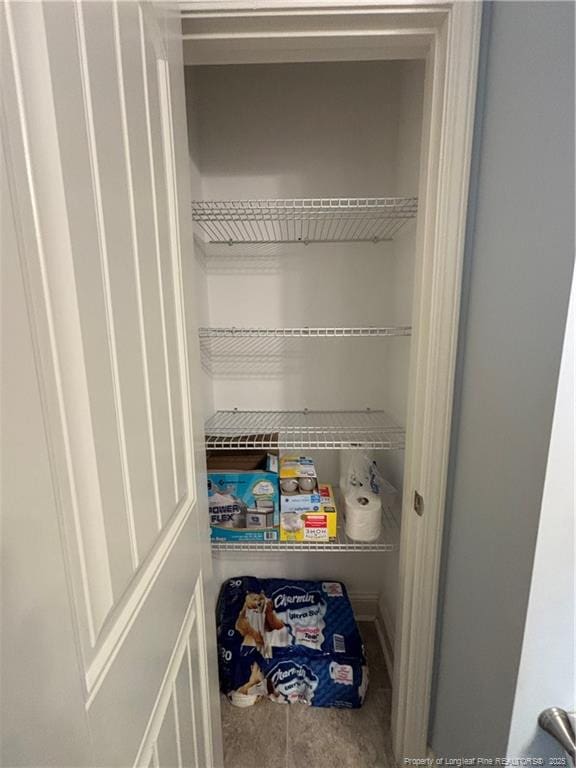 914 W Rowan St SW, Fayetteville, NC 28301 - view of closet