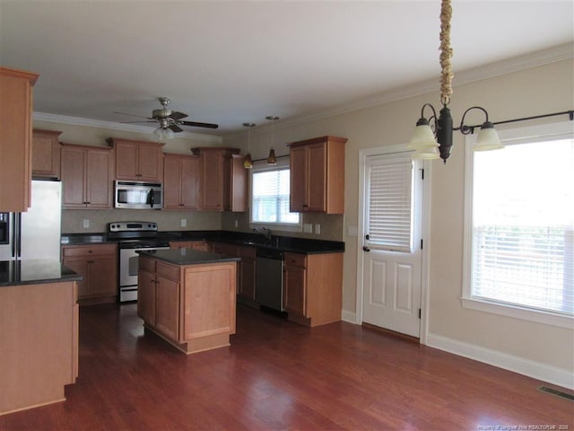7260 Sandcastle Ln, Linden, NC 28356 - photo 4