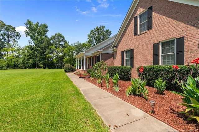 1438 Division Pl, Fayetteville, NC 28312 - view of grassy yard