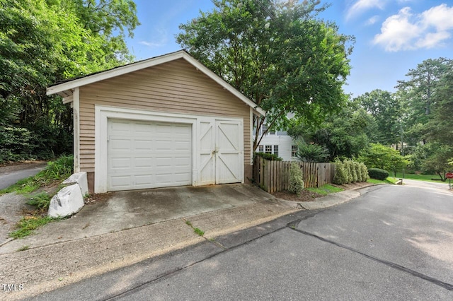 301 W Park Dr, Raleigh, NC 27605 - photo 38
