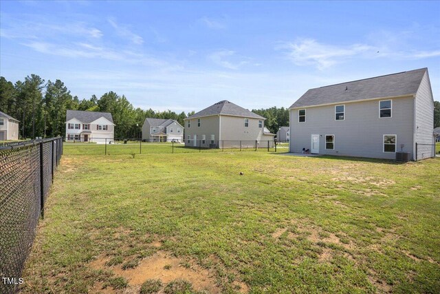 443 Waterfall Rd, Henderson, NC 27537 - fenced backyard with a residential view