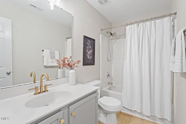 5 Bent Branch Ct, Durham, NC 27704 - full bath with vanity, shower / tub combo with curtain, and tile patterned flooring