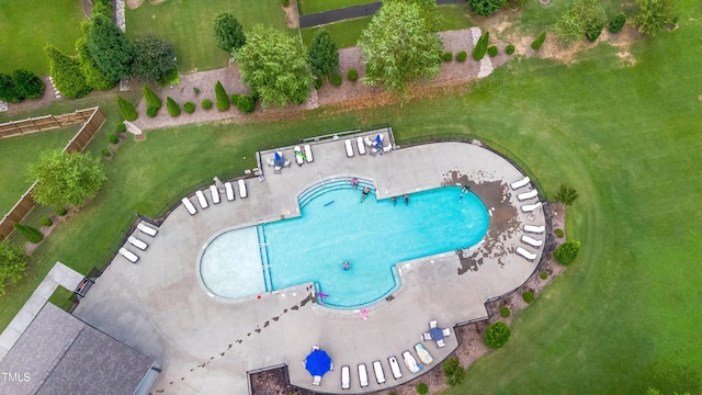425 Cahors Trl, Holly Springs, NC 27540 - aerial view of a pool area