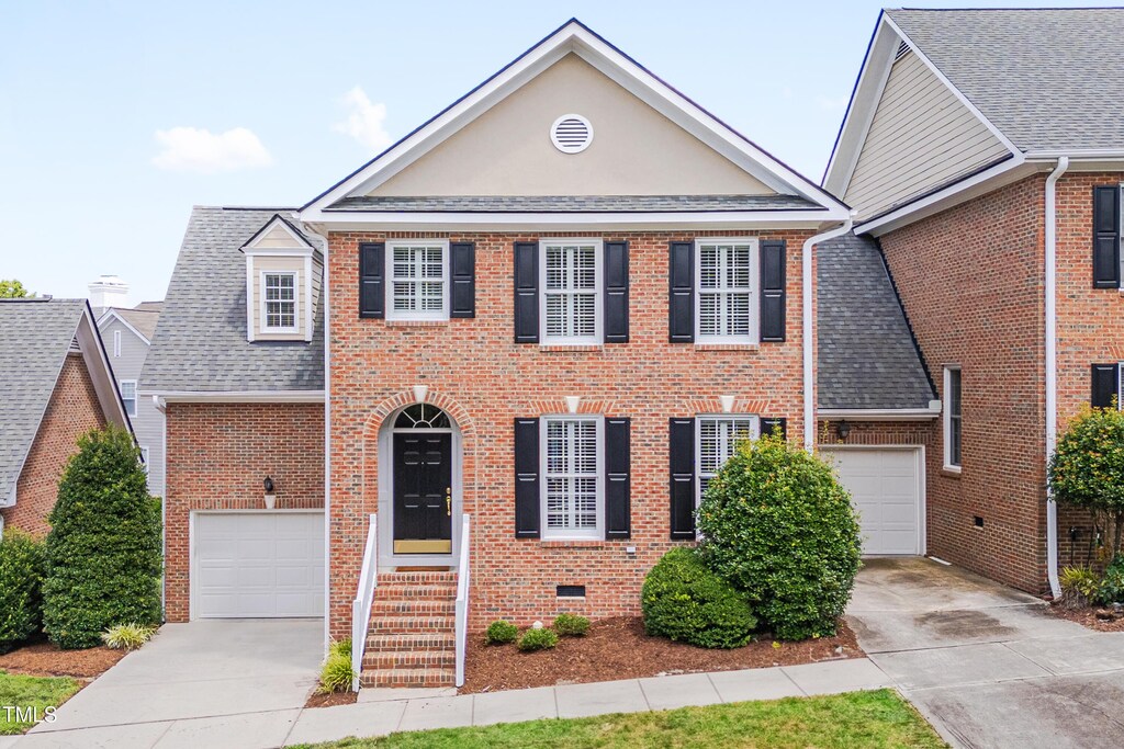 203 Greenview Dr, Chapel Hill, NC 27516 - photo 1