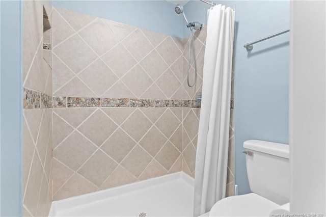 4450 Chesterbrook Dr, Fayetteville, NC 28314 - bathroom featuring a shower stall and toilet
