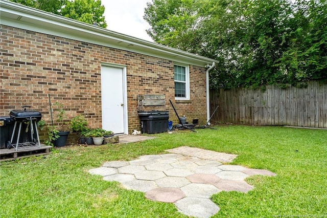 4450 Chesterbrook Dr, Fayetteville, NC 28314 - view of yard