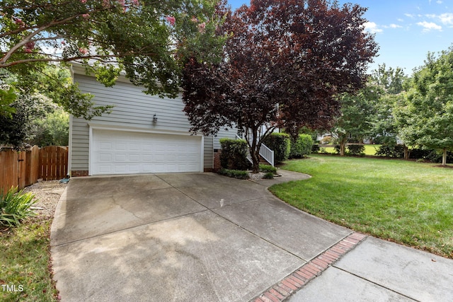 1806 White Dogwood Rd, Apex, NC 27502 - view of front facade featuring a garage