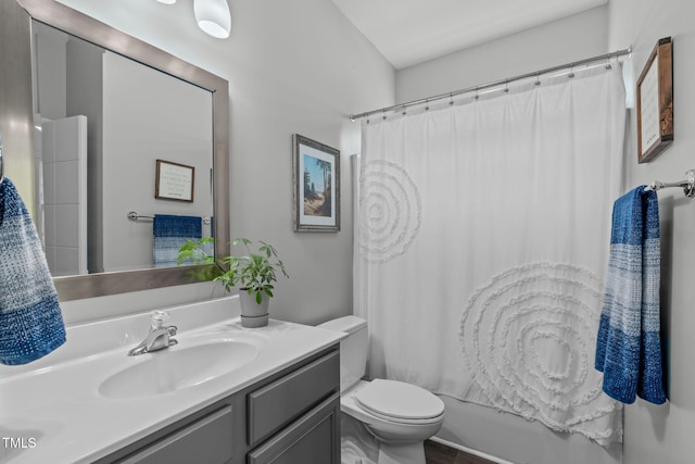 2508 Hidden Meadow Dr, Fuquay Varina, NC 27526 - full bath featuring vanity and shower / bath combo with shower curtain