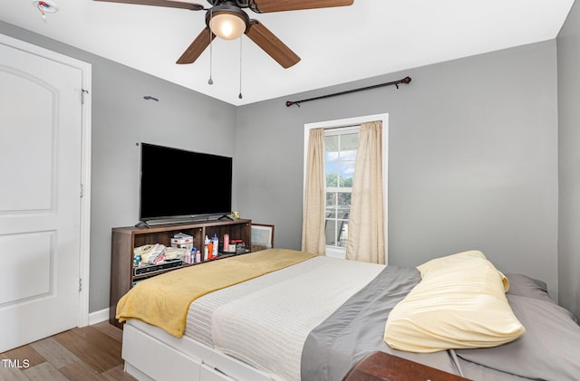 303 W Martin St, Benson, NC 27504 - photo 5