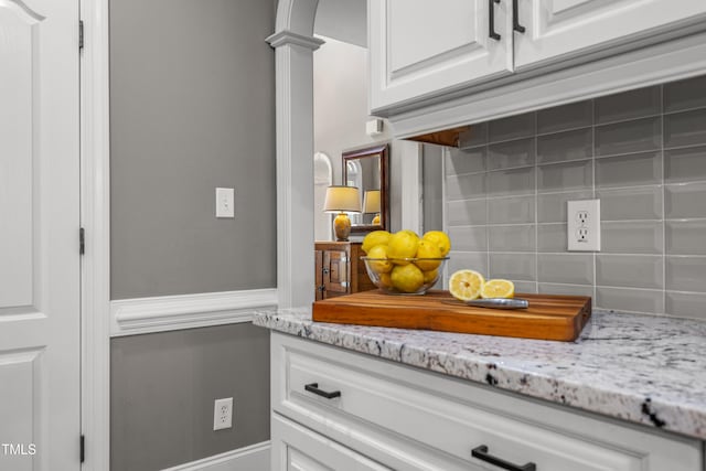 2512 Stewart St, Fuquay Varina, NC 27526 - detailed view of tasteful backsplash and ornate columns