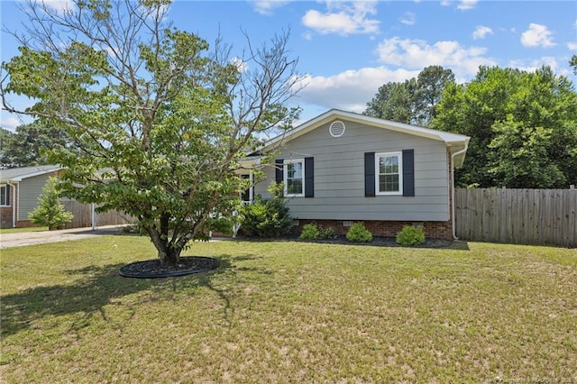 801 Algood Ave, Hope Mills, NC 28348 - view of front of property featuring concrete driveway