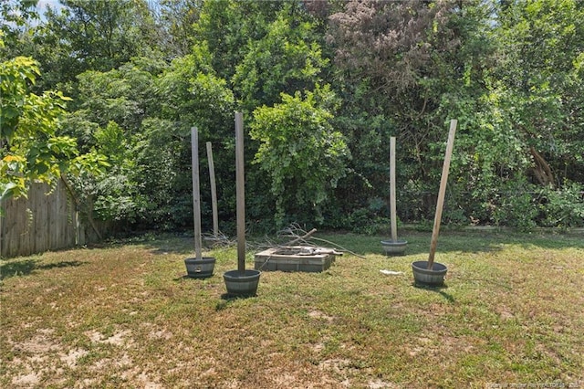 801 Algood Ave, Hope Mills, NC 28348 - view of yard