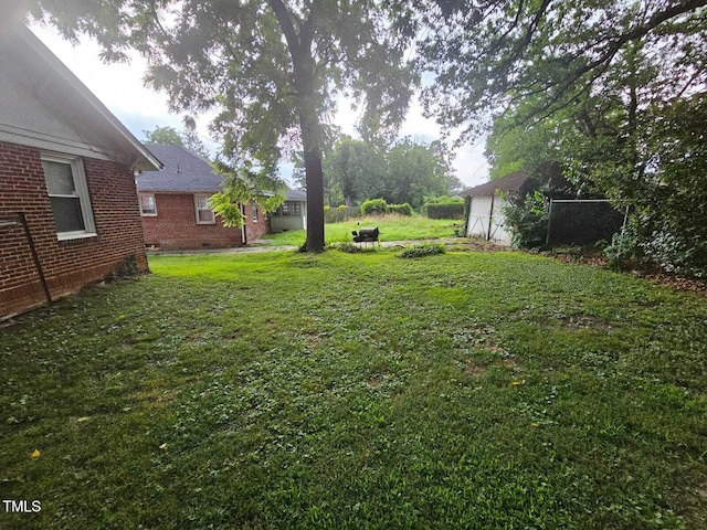 2928 N Patterson Ave, Winston-Salem, NC 27105 - view of yard