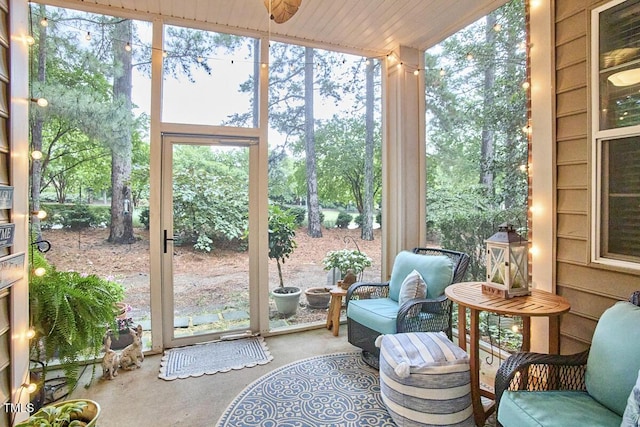 10410 Rosegate Ct Unit 105, Raleigh, NC 27617 - sunroom / solarium with plenty of natural light