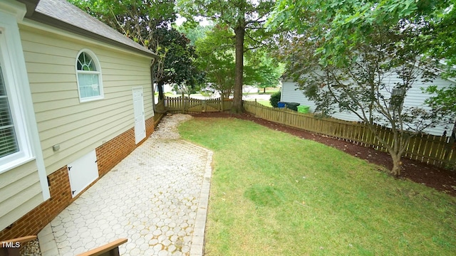 8001 Flanagan Pl, Raleigh, NC 27612 - view of fenced yard