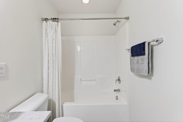 4520 Middletown Dr, Wake Forest, NC 27587 - full bath with shower / tub combo with curtain and vanity