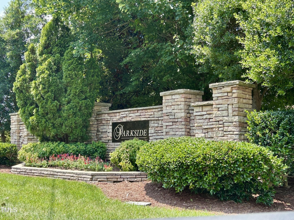 310 New Parkside Dr, Chapel Hill, NC 27516 - view of community / neighborhood sign