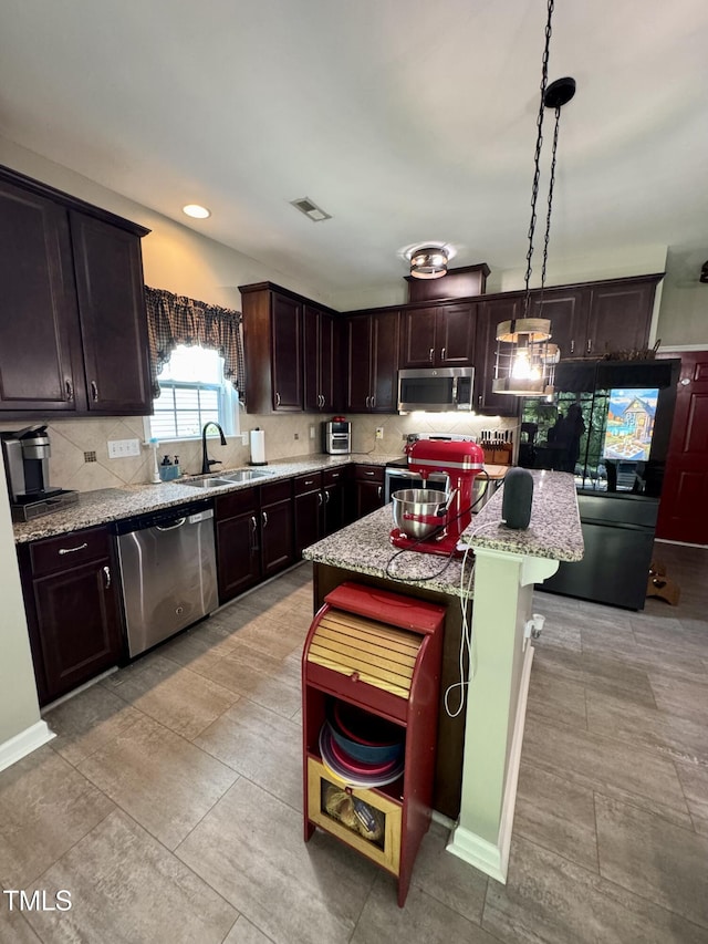 904 Bridlemine Dr, Fuquay Varina, NC 27526 - photo 19