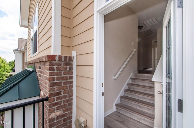 10119 Glen Autumn Rd, Raleigh, NC 27617 - view of staircase