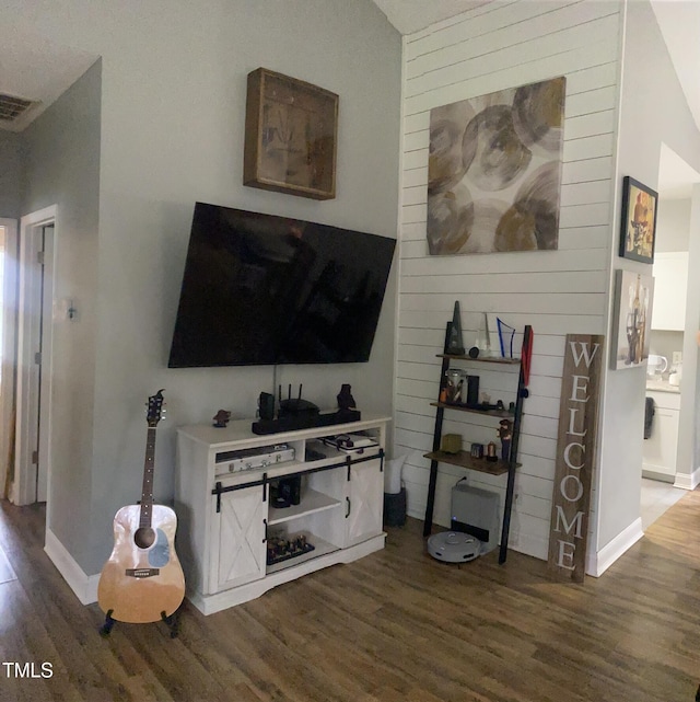 30 Bethany Ln, Youngsville, NC 27596 - living area with wood finished floors and lofted ceiling