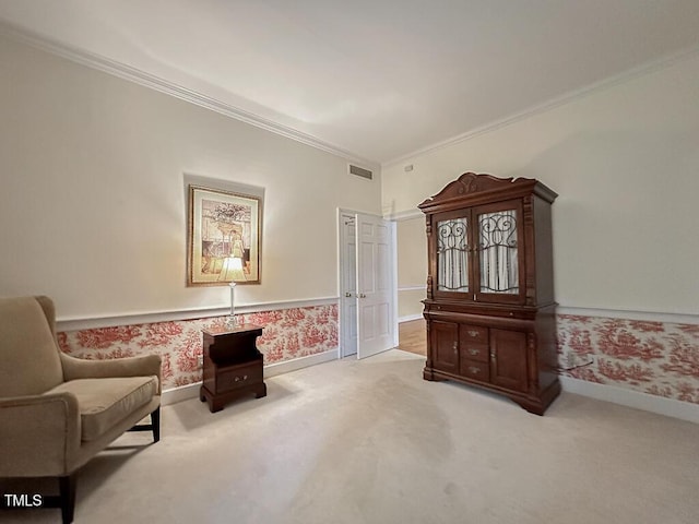 141 Country Club Dr, Henderson, NC 27536 - sitting room with crown molding, carpet, and wallpapered walls