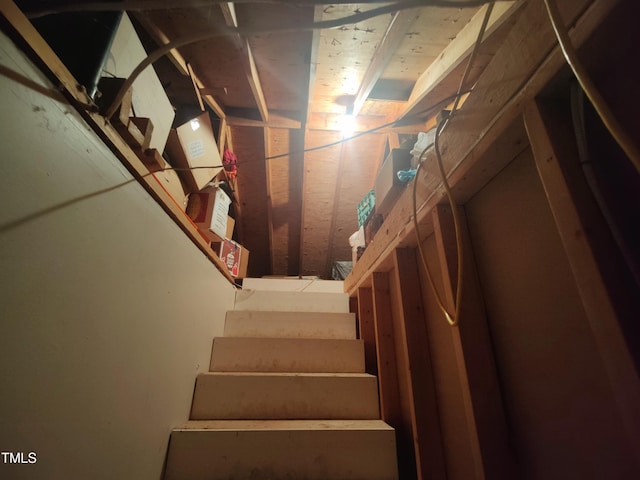 6517 Whitted Rd, Fuquay Varina, NC 27526 - view of staircase