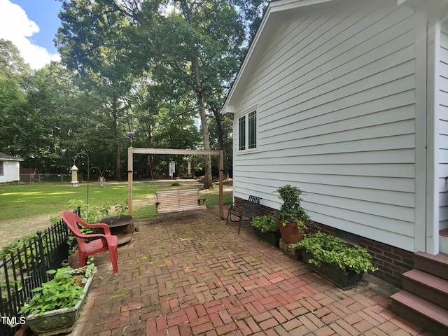 6517 Whitted Rd, Fuquay Varina, NC 27526 - view of patio / terrace