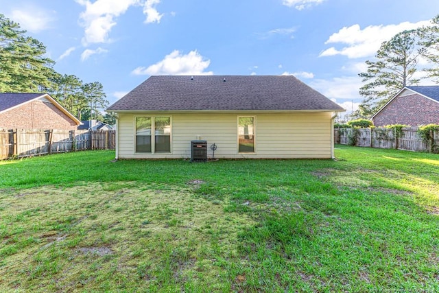 4105 Freedom Ln, Hope Mills, NC 28348 - back of house featuring a fenced backyard