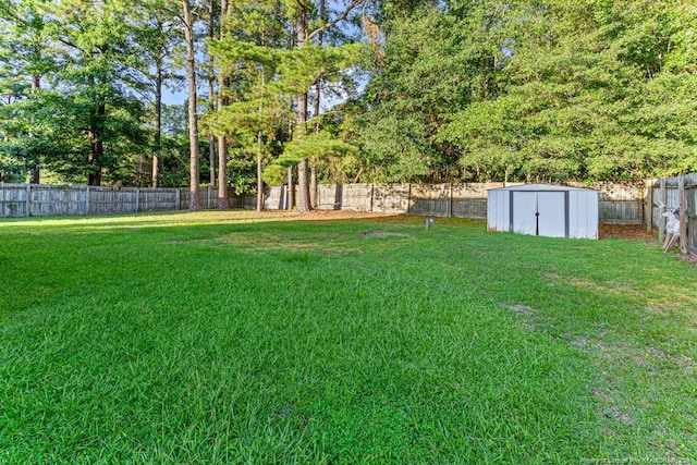4105 Freedom Ln, Hope Mills, NC 28348 - fenced backyard featuring a shed