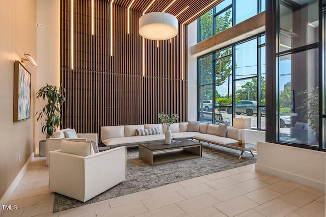 214 Hunt St Unit 503, Durham, NC 27701 - common area featuring a towering ceiling