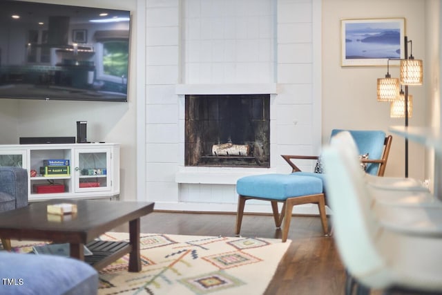 1026 Highland Woods Rd, Chapel Hill, NC 27517 - living room with wood finished floors and a fireplace