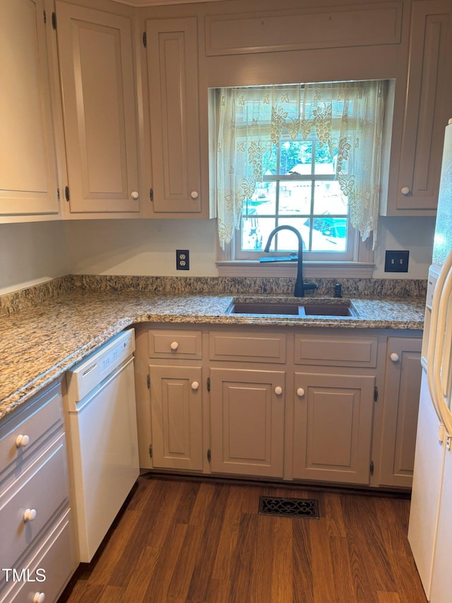 516 Olde Towne Dr, Sanford, NC 27330 - photo 7