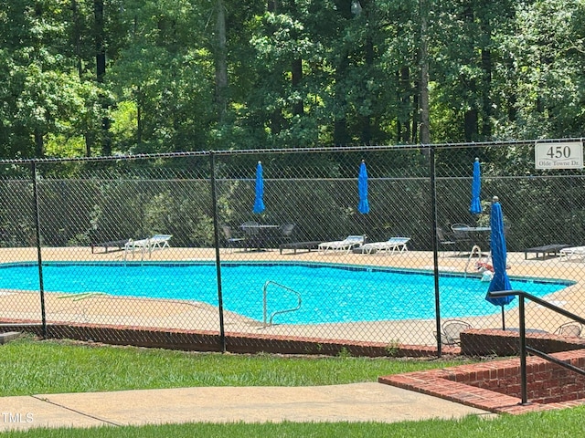 516 Olde Towne Dr, Sanford, NC 27330 - photo 24