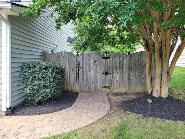 709 Pyracantha Dr, Holly Springs, NC 27540 - view of patio / terrace with a gate