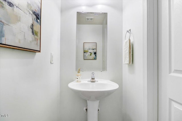 100 Stratford Lakes Dr # 322, Durham, NC 27713 - view of bathroom