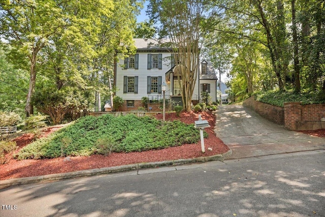 2124 Fallon Oaks Ct, Raleigh, NC 27608 - photo 1