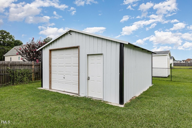 305 Maddux Dr, Pikeville, NC 27863 - view of garage