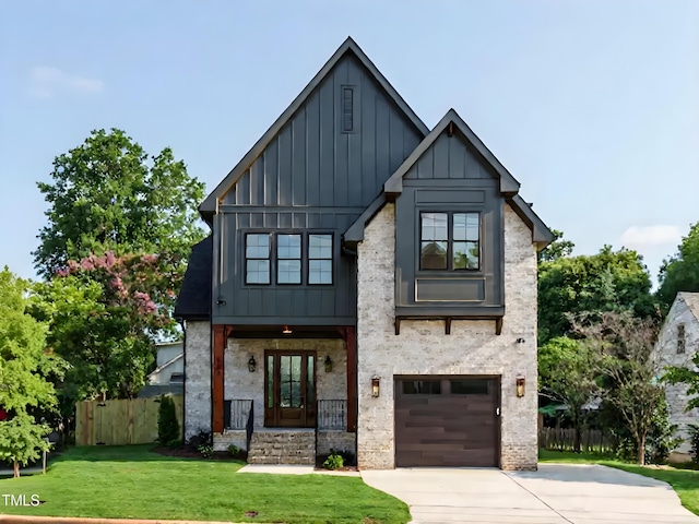 627 Georgetown Rd, Raleigh, NC 27608 - photo 1