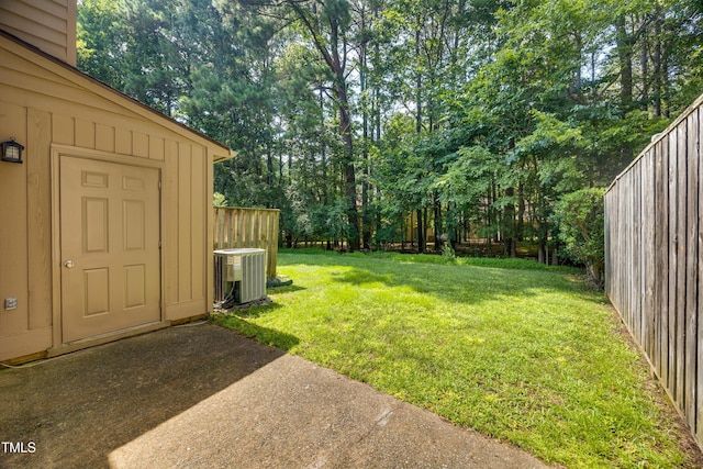 122 Woodbridge Ln, Chapel Hill, NC 27514 - view of grassy yard