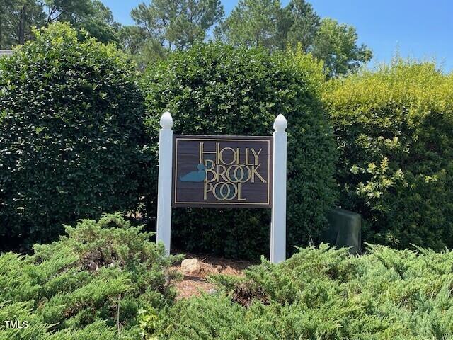 4032 Brook Cross Dr, Apex, NC 27539 - view of community sign